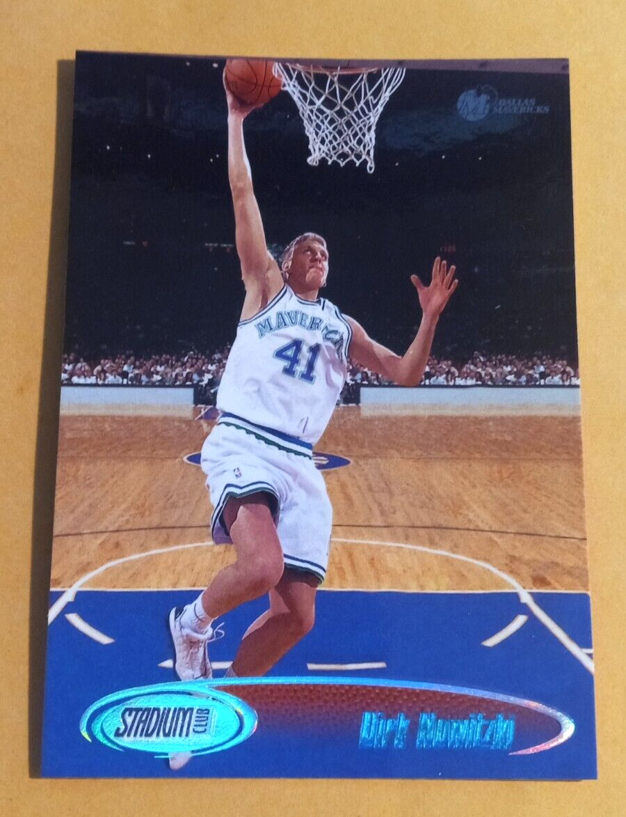 1998-99 Topps Stadium Club #202 Dirk Nowitzki Rookie RC - Mavericks