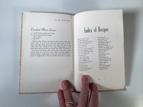Candy Hits: The Famous Star's Own Candy Recipes by ZaSu Pitts HC 196 2nd Print - Picture 13 of 13