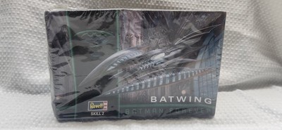 Revell Batwing Batman Forever 1:32 Model Kit Skill 2 w/ Stand Display Base