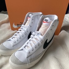 Nike Blazer Mid '77 Vintage White/Black Leather Mid Top Sneaker Size 8 Women s