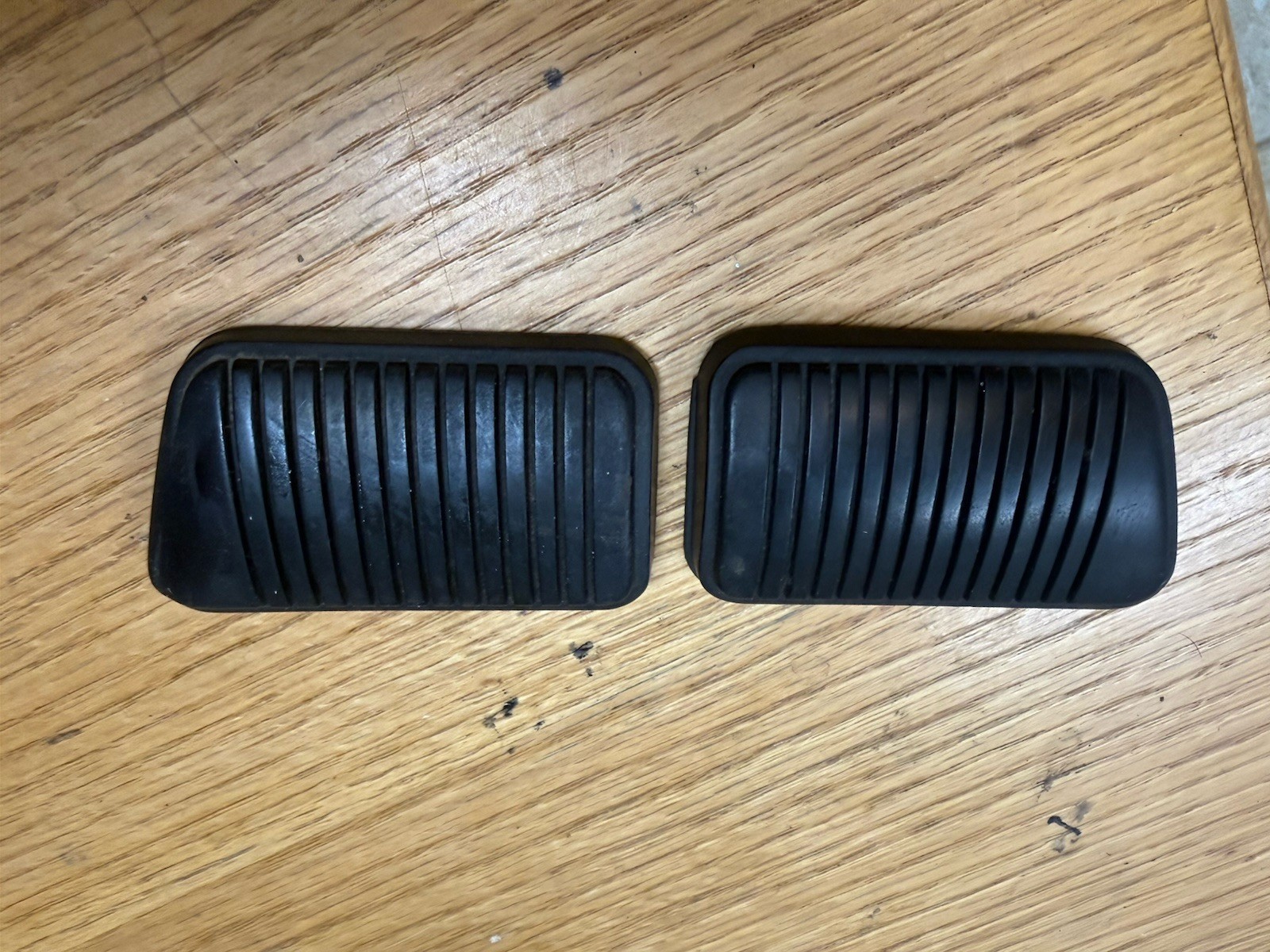 1965-1968 Mustang GT Shelby Cougar Xr7 CLUTCH & brake PEDAL PADS OEM 65-68