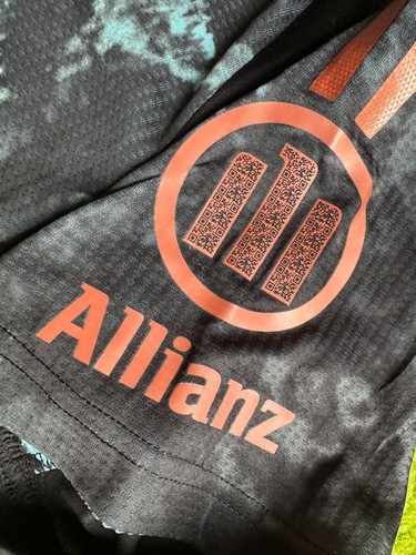 Spielertrikot Trikot Shirt Jersey Bayern München 2024 2025 Laimer Issued - Bild 13 von 17