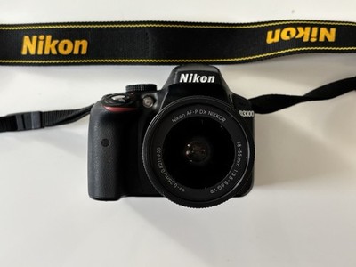 Nikon D3300 DSLR-Kamera Kit 18-55mm VR 24,2MP 3 Zoll HDMI Schwarz