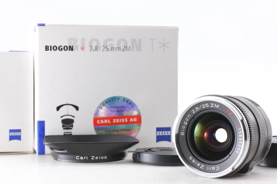 RARE [UNUSED w/ Hood] Carl Zeiss Biogon 25mm f2.8 ZM T* Lens Black Leica M JAPAN - Image 2 of 4