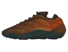 adidas Yeezy 700 V3 Copper Fade Size UK 4 Rare