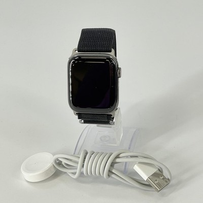 Apple Watch (Series 6) 44mm Space Black Stainless Steel (LTE) - Charging Issue
