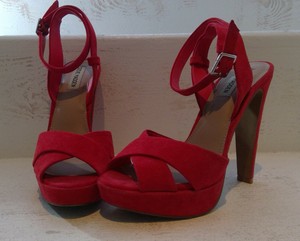 steve madden red strappy heels