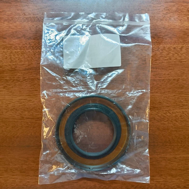 Genuine Toyota 4Runner Lexus LX570 Front LH&RH Drive Axle Shaft Oil Seal SET - Image 4 of 4