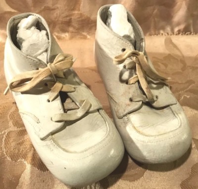 Vintage White Leather Lace up Baby Shoes