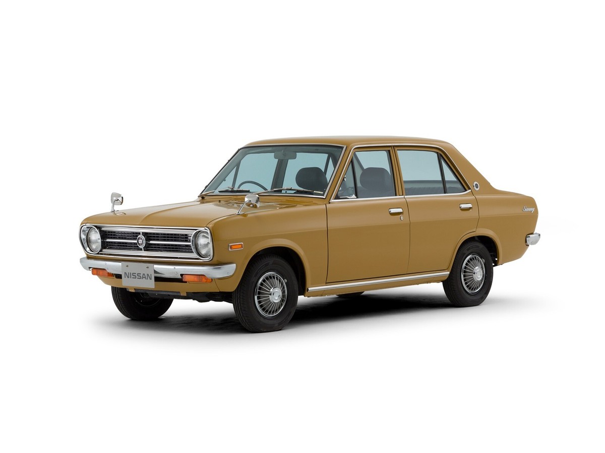 70-73 for Datsun Sunny 1200 B110 KB110 trunk lid weatherstrip