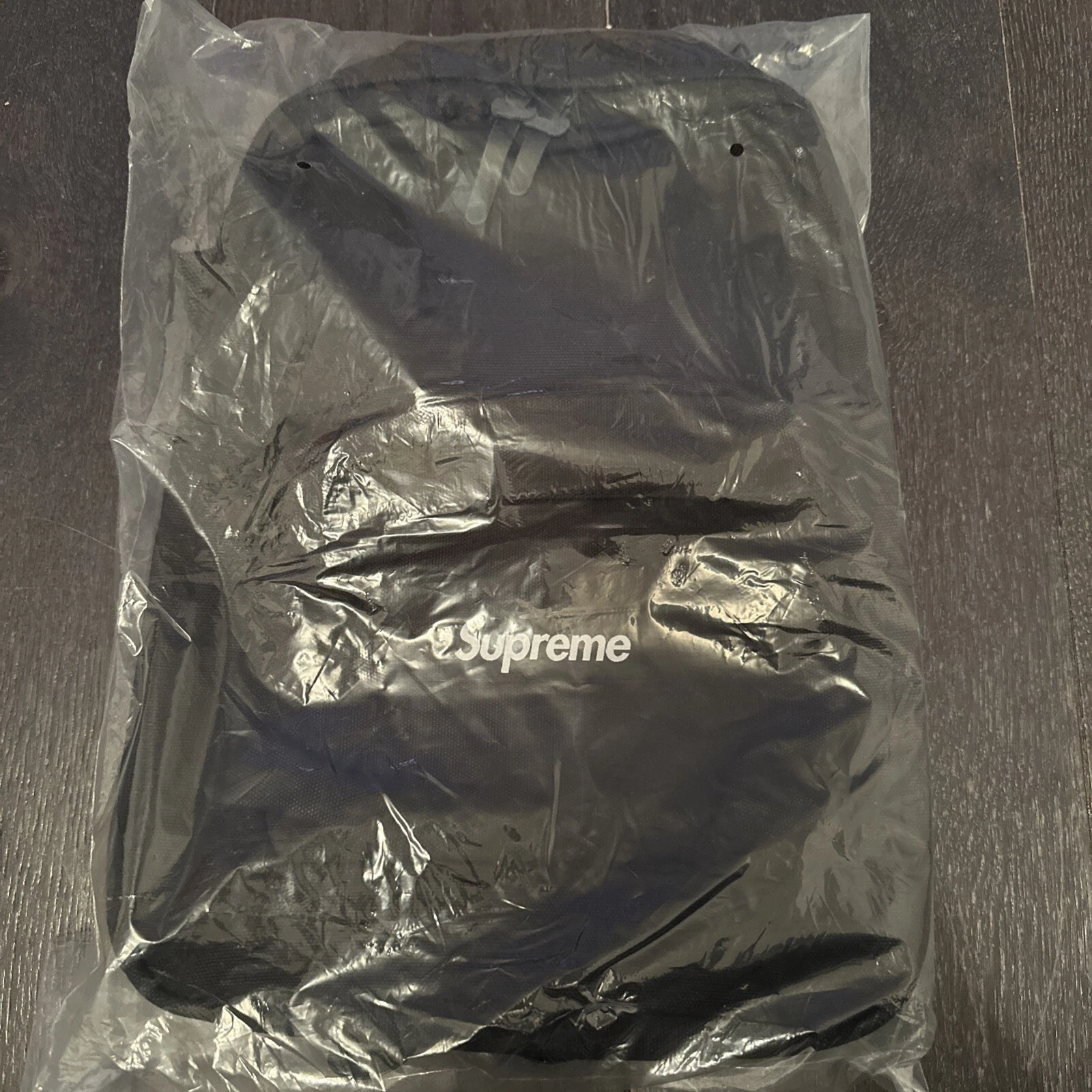 Sac à dos en toile Supreme FW20   Noir   Neuf   Noël