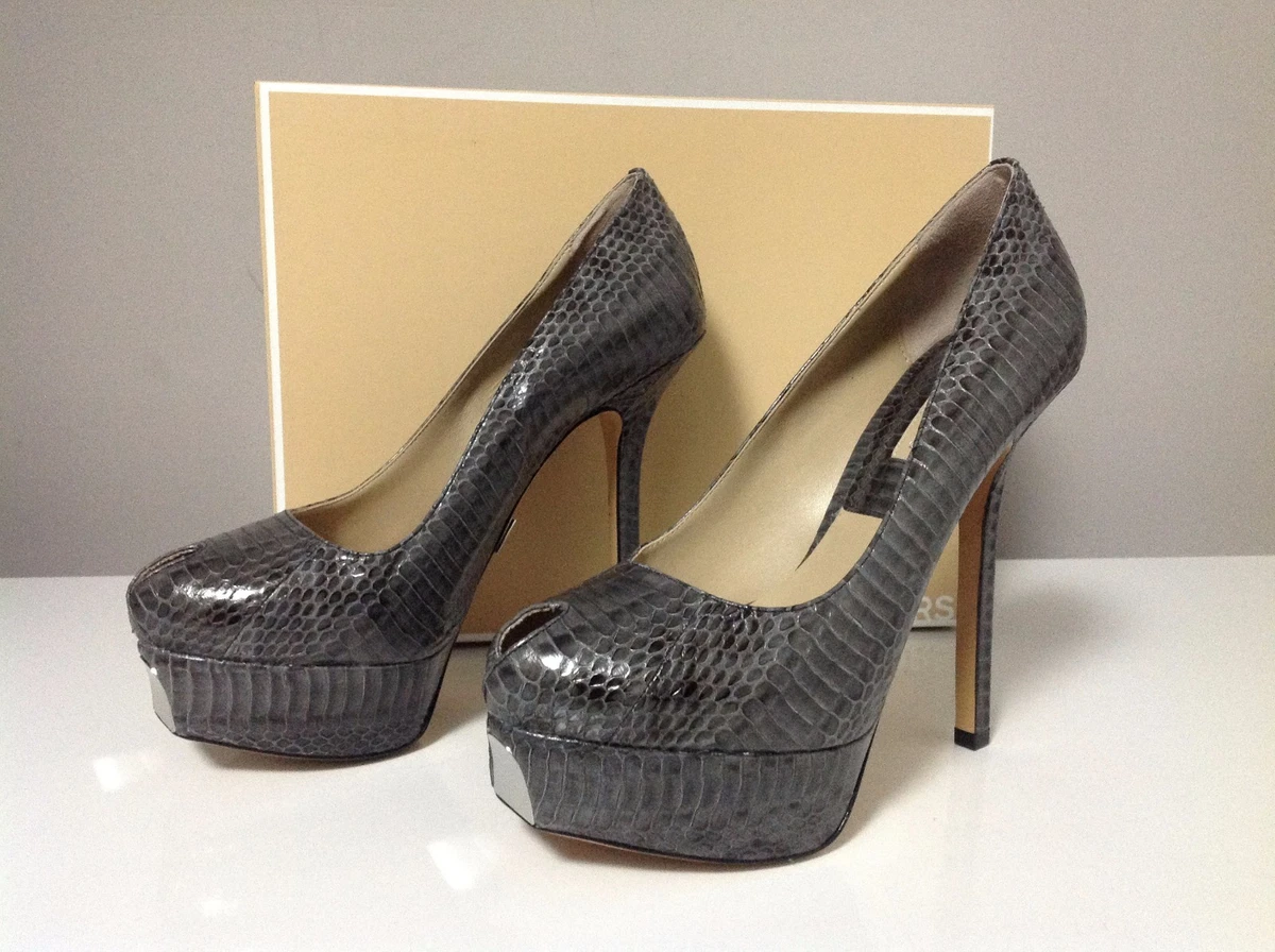 Giuseppe Zanotti - Beige & Grey Snakeskin Strappy Pumps Sz 6 | Strappy pumps,  Pumps, Giuseppe zanotti