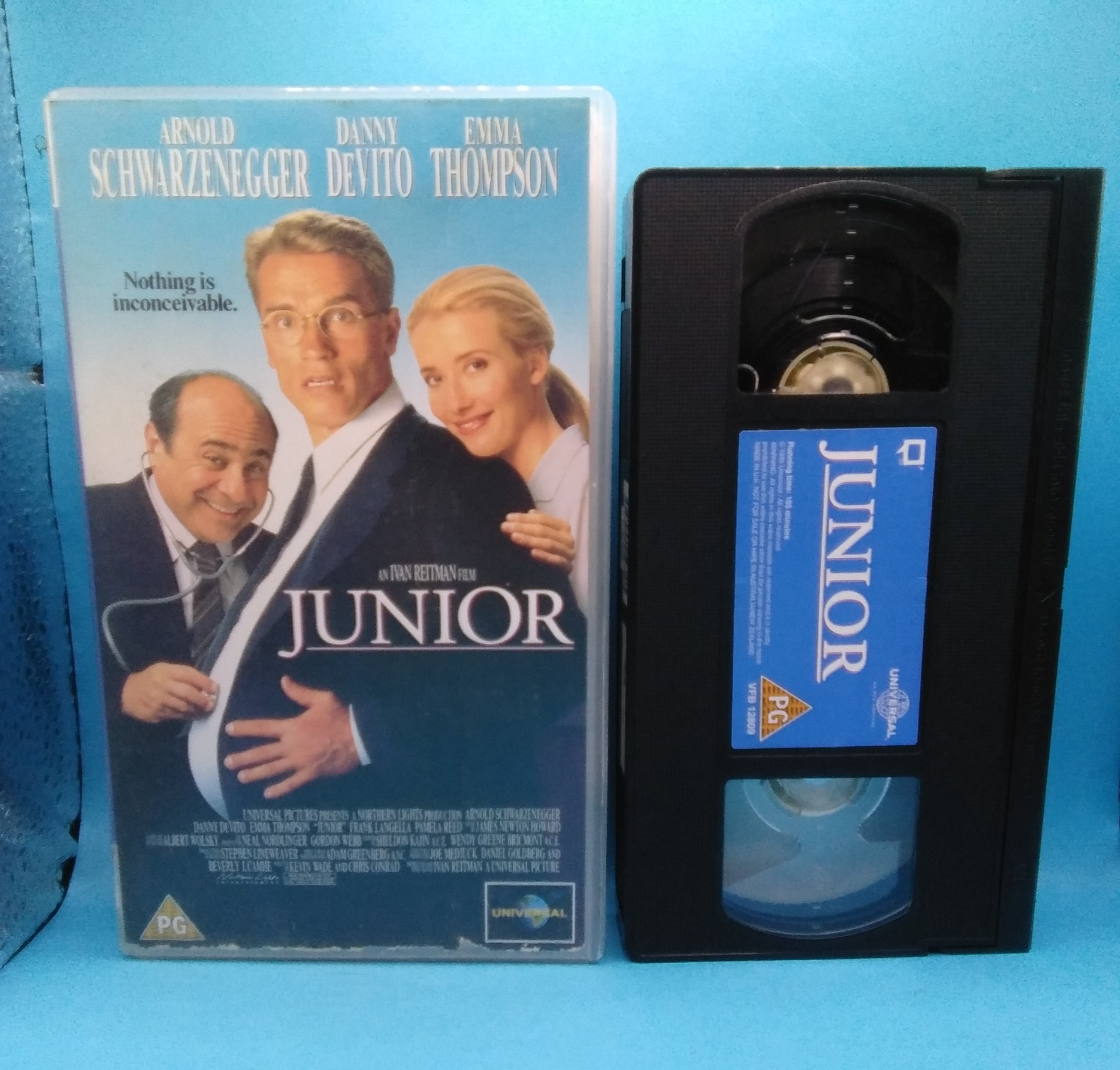 Junior VHS Pal Video 1994 Arnold Schwarzenegger Film Movie 90’s.