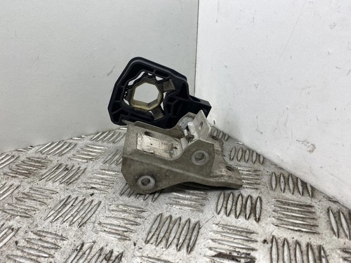 BMW 5 F10 K¸hlerhalter 7186514 2.00 Diesel 140kw 2013 23068132