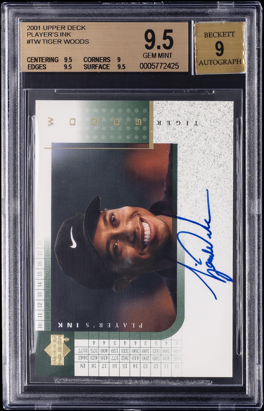 2001 UD PLAYER'S INK #TW TIGER WOODS BGS 9.5