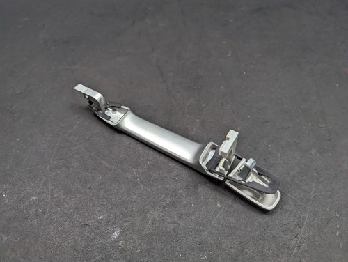 Rear Left Door Outside Handle 2022 Mitsubishi Outlander Sport 5716A013HW 18 - 24 - Foto 6 di 8
