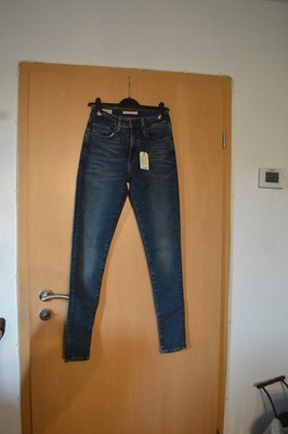 Levis Skinny Jeans '721  High Rise Skinny' in Blue Denim  W27 L32