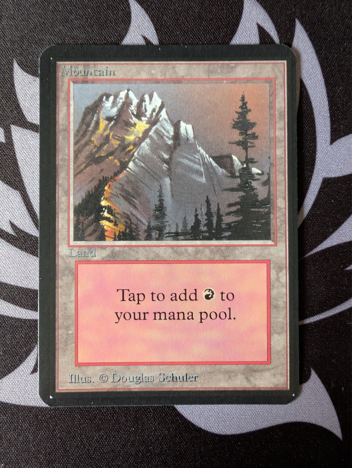 Mountain (A)(Dark) ~ Alpha [Near Mint][Magic MTG]