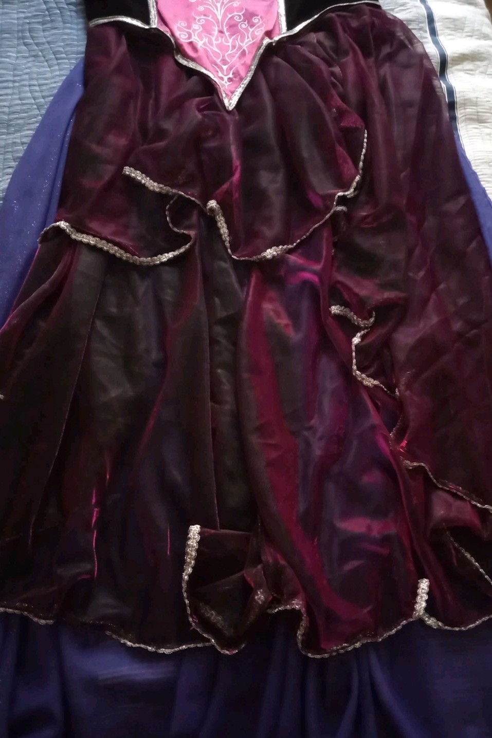 Seductive Sorceress Women's Costume Size XL Shimmering Purple & Blue