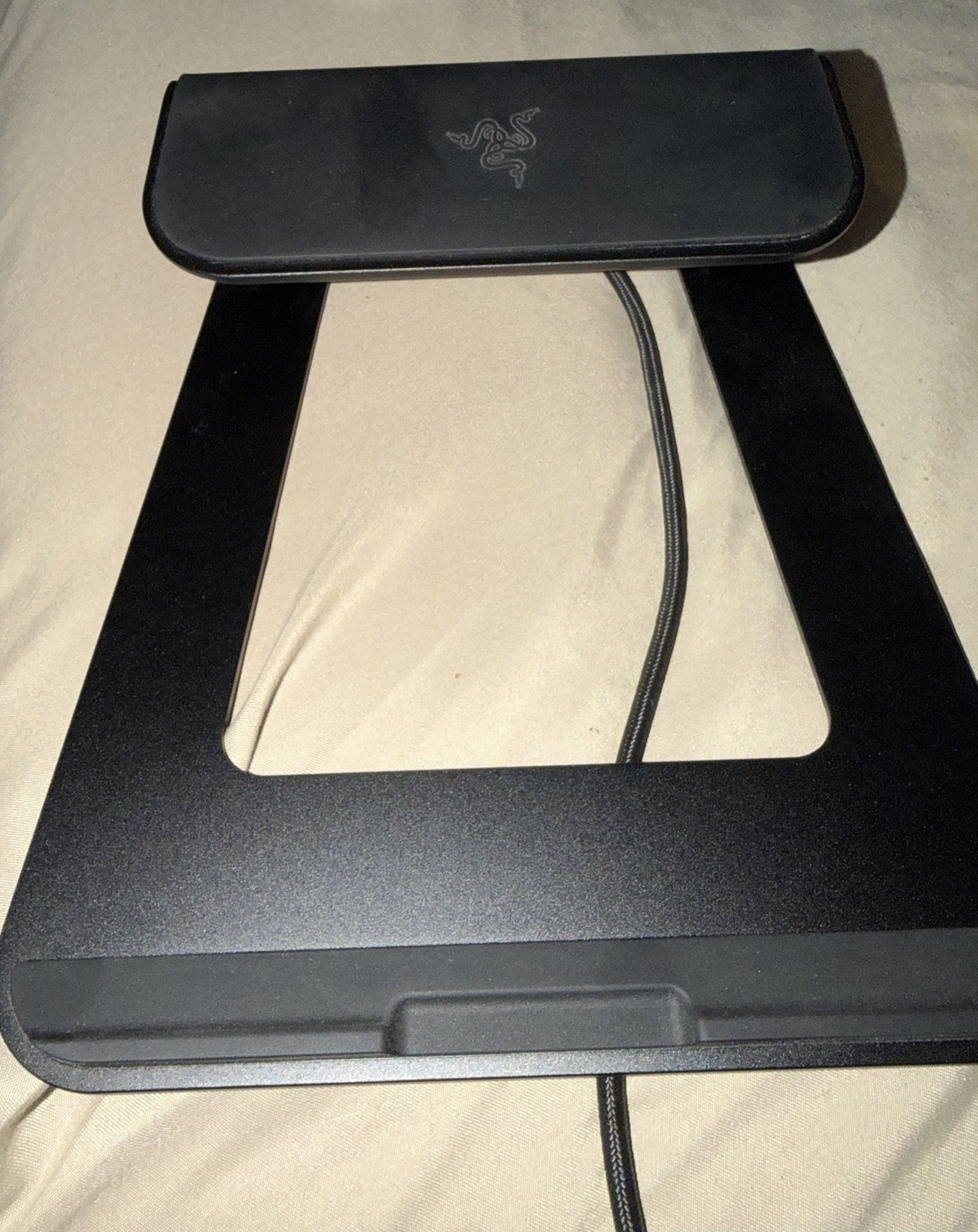 Razer Laptop Stand Chroma V2: USB C Hub with 4K HDMI, 2 USB 3.1, PD 100W