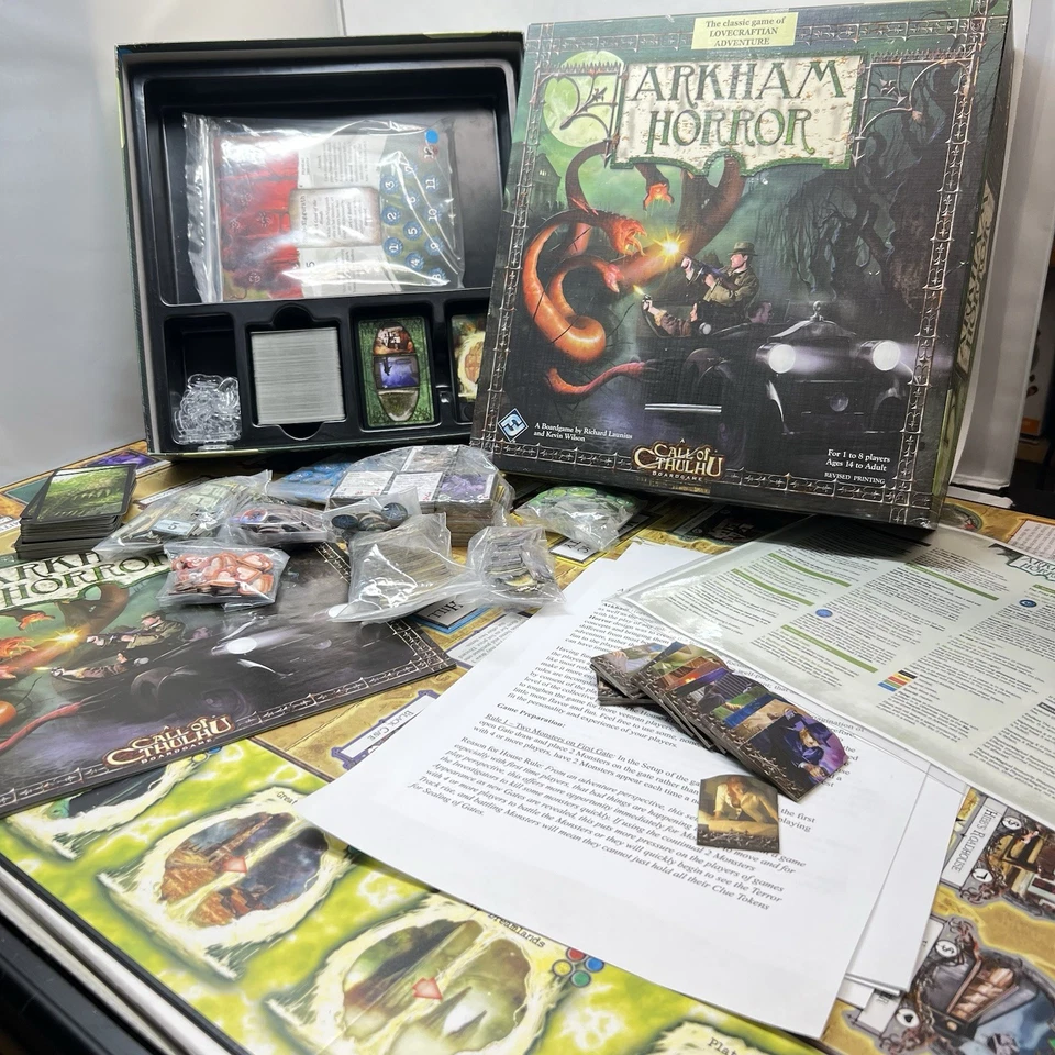 Fantasy Flight Games Arkham Horror Strategy Board Game 2006 Edition Missing Dice - Image 2 of 4