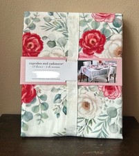 Cupcakes Cashmere Valentines Day Floral Multicolor Roses Tablecloth 60 x 104