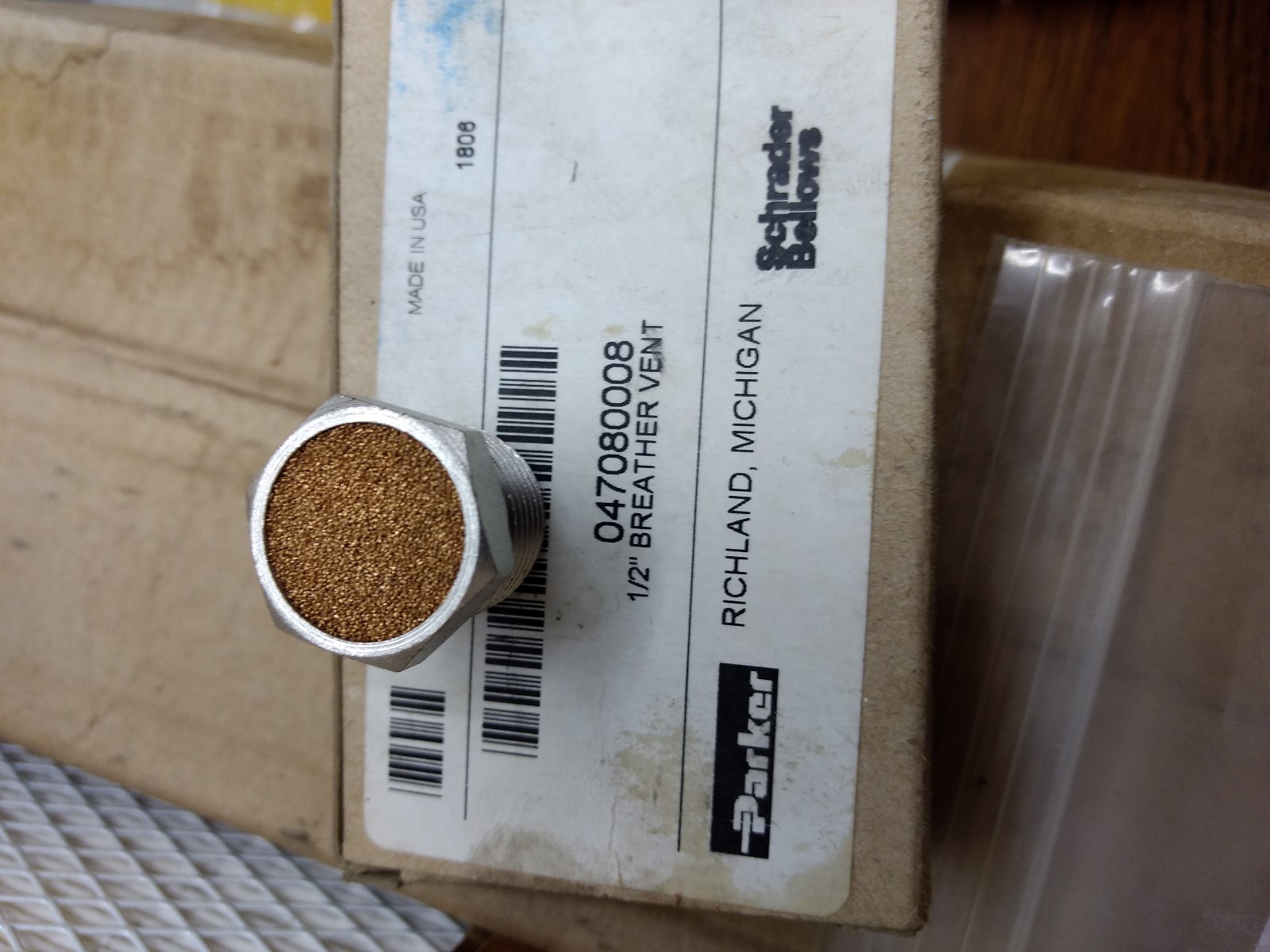 Parker 047080008 Sintered Bronze Breather Vent 1/2" NPT