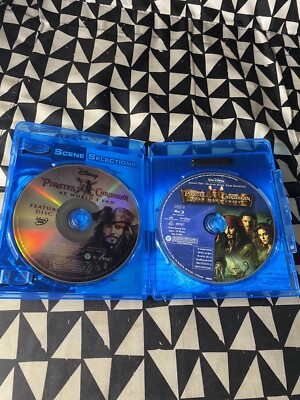 Ｔｒｅａｓｕｒｅ　Ｃｈｅｓｔ（Ｂｌｕ－ｒａｙ　Ｄｉｓｃ） Pirates of the Caribbean: Four-Movie Collection (Blu-ray/DVD