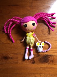 2009 Lalaloopsy Long Hair Crumbs Sugar Cookie Full Size Doll Pet