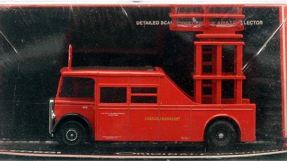 CORGI OOC LONDON TRANSPORT AEC TOWER WAGON-42103