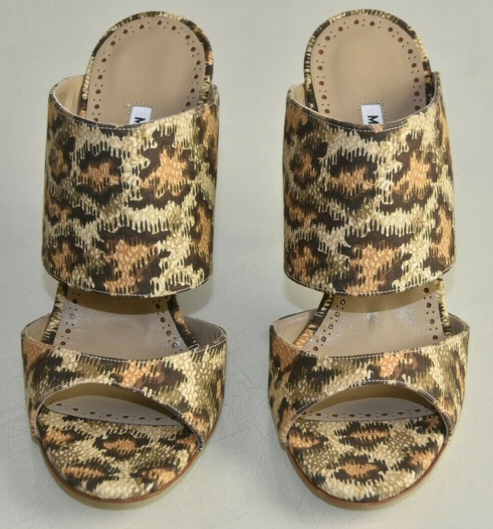 NEW Manolo Blahnik RIPTA Heels Mules Slides Fabric Printed Beige
