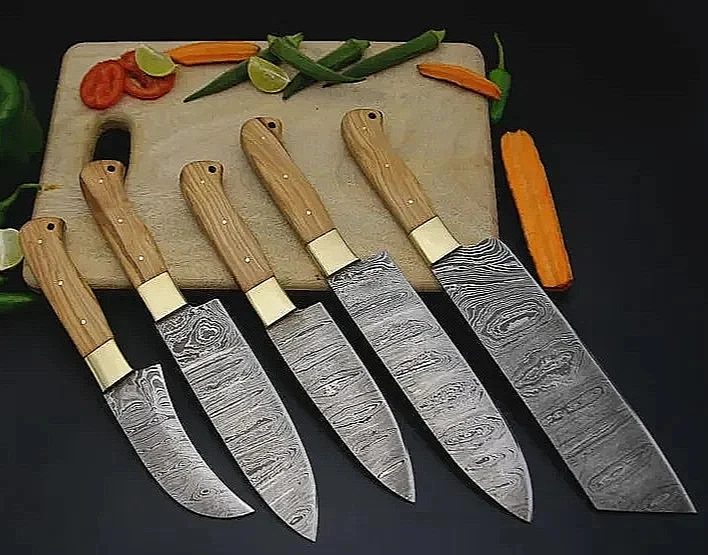HANDMADE Beautiful Olive wood Handle 5 PCS Damascus Steel Kitchen Chef Knife