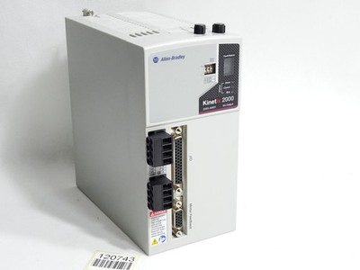 Allen Bradley Axis Module 2093-AM01 / Neuwertig