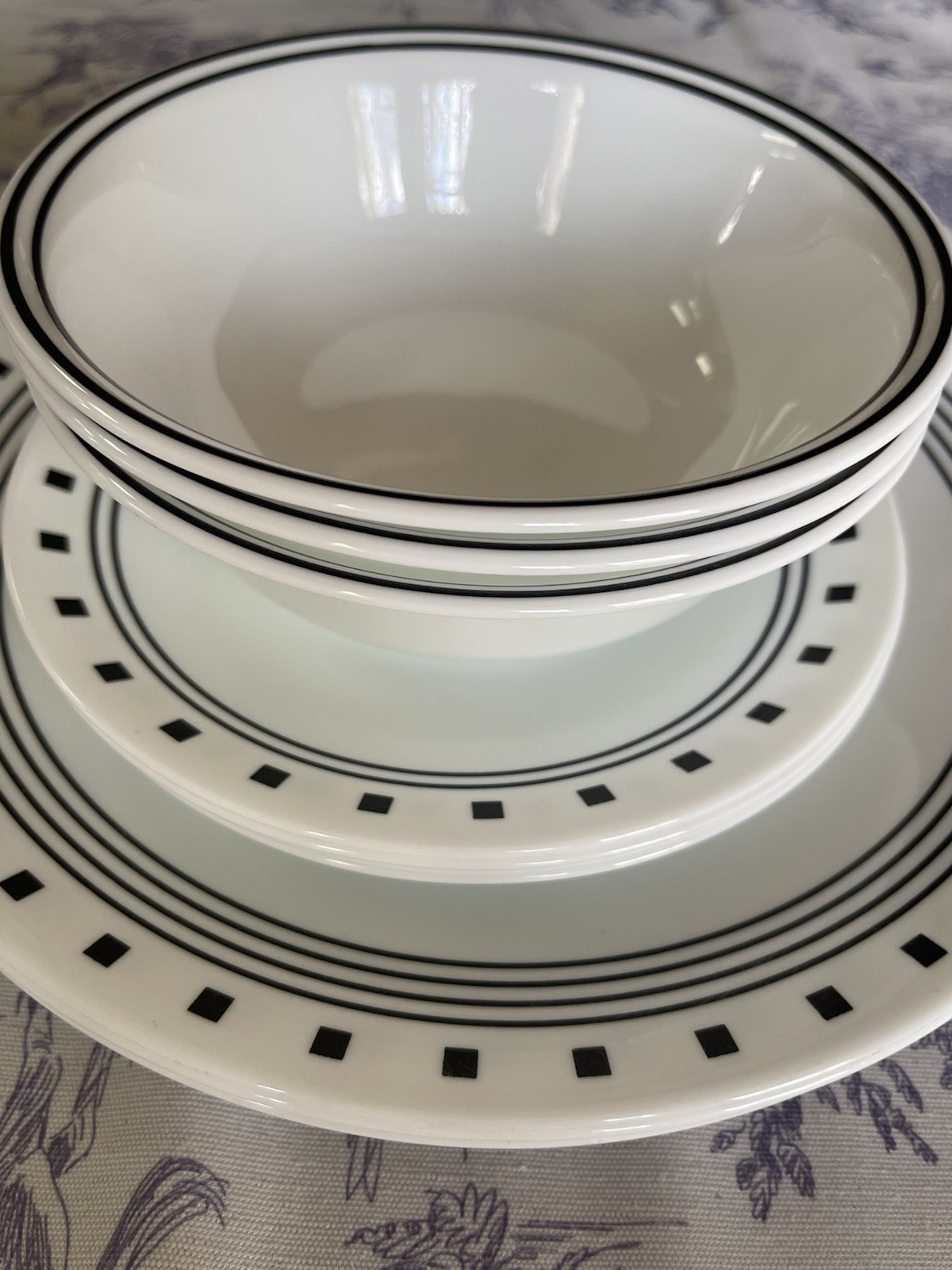 12pc Vtg CORELLE Vitrelle City Block 4 Dinner Plates, 4 Bread Plates 4 Bowls EUC