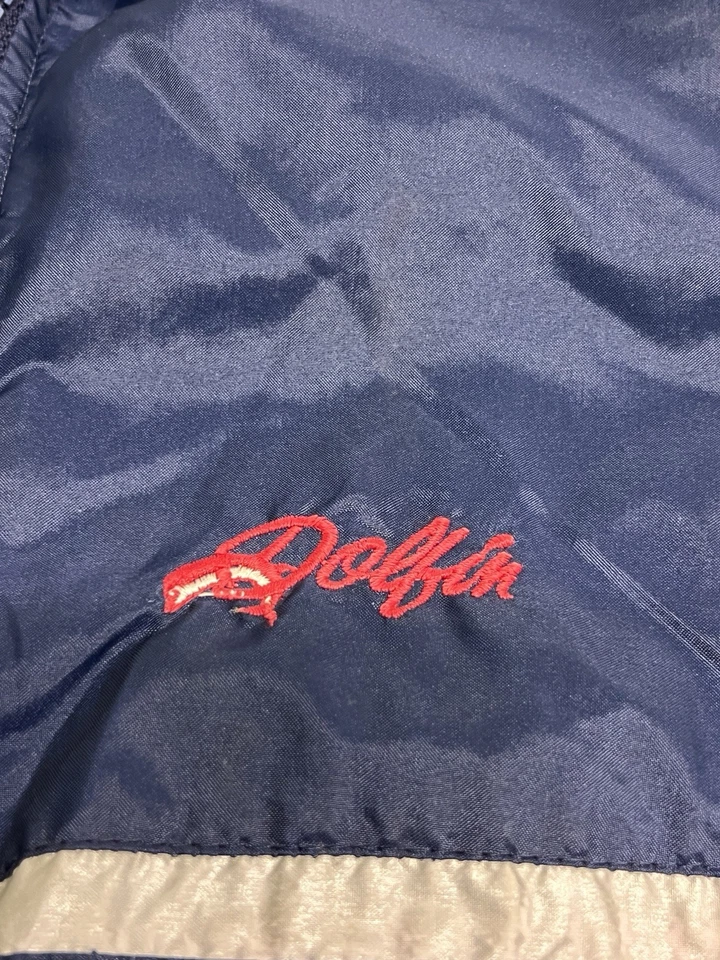 Jaqueta Dolfin Vintage Anos 80 90 Quebra-Vento Azul Vermelho Colorblock Fabricada nos EUA Tamanho G - Imagem 2 de 4