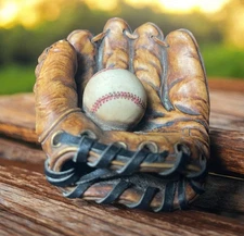 Vintage S.S. Sarna Baseball And Glove Figurine Heavy Resin