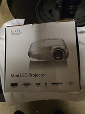 Mini LED Projector