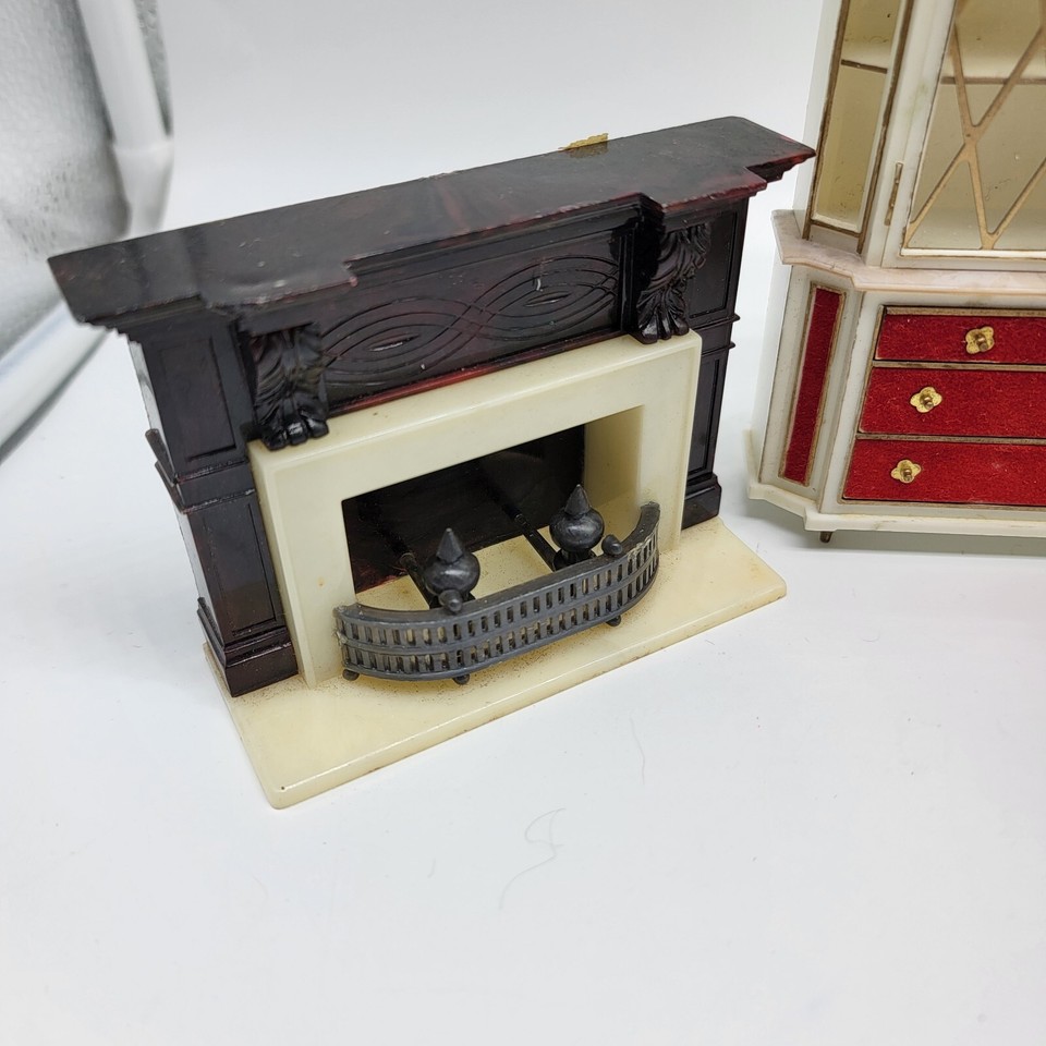 Petite Princess Fantasy Furniture Kitchen Fireplace Table Red Velvet