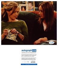 Jennie Garth ‘What I Like About You’ Signed 'Valerie’ Autograph 8x10 Photo ACOA