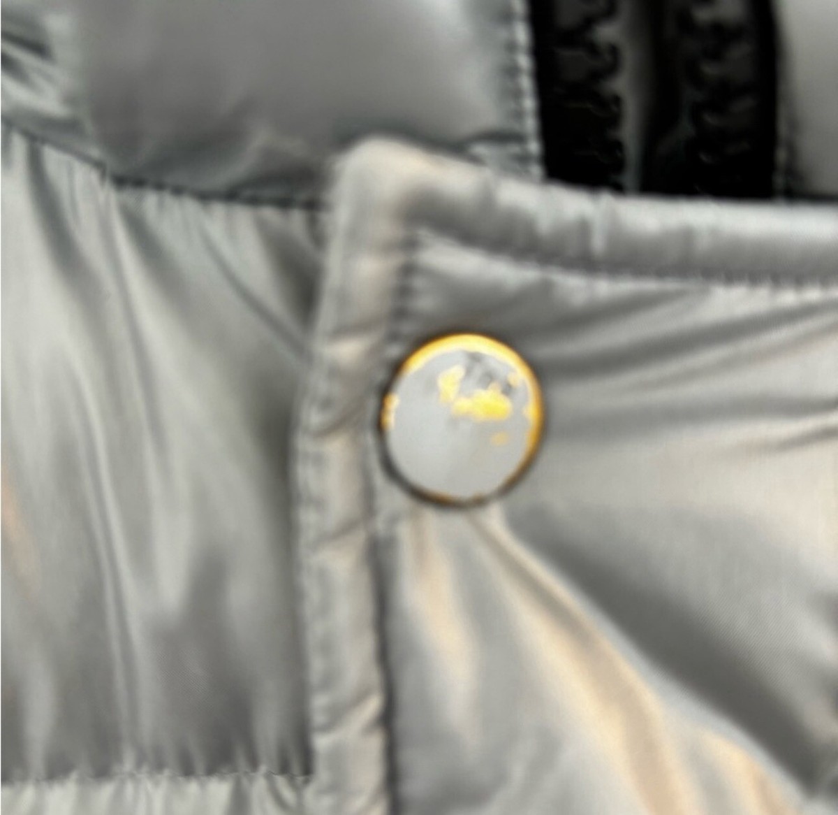 Aritzia The Super Puff™ Shorty Jacket - Color Matte Pearl