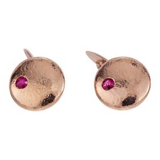 .30 Carat Ruby Yellow Gold Cufflinks