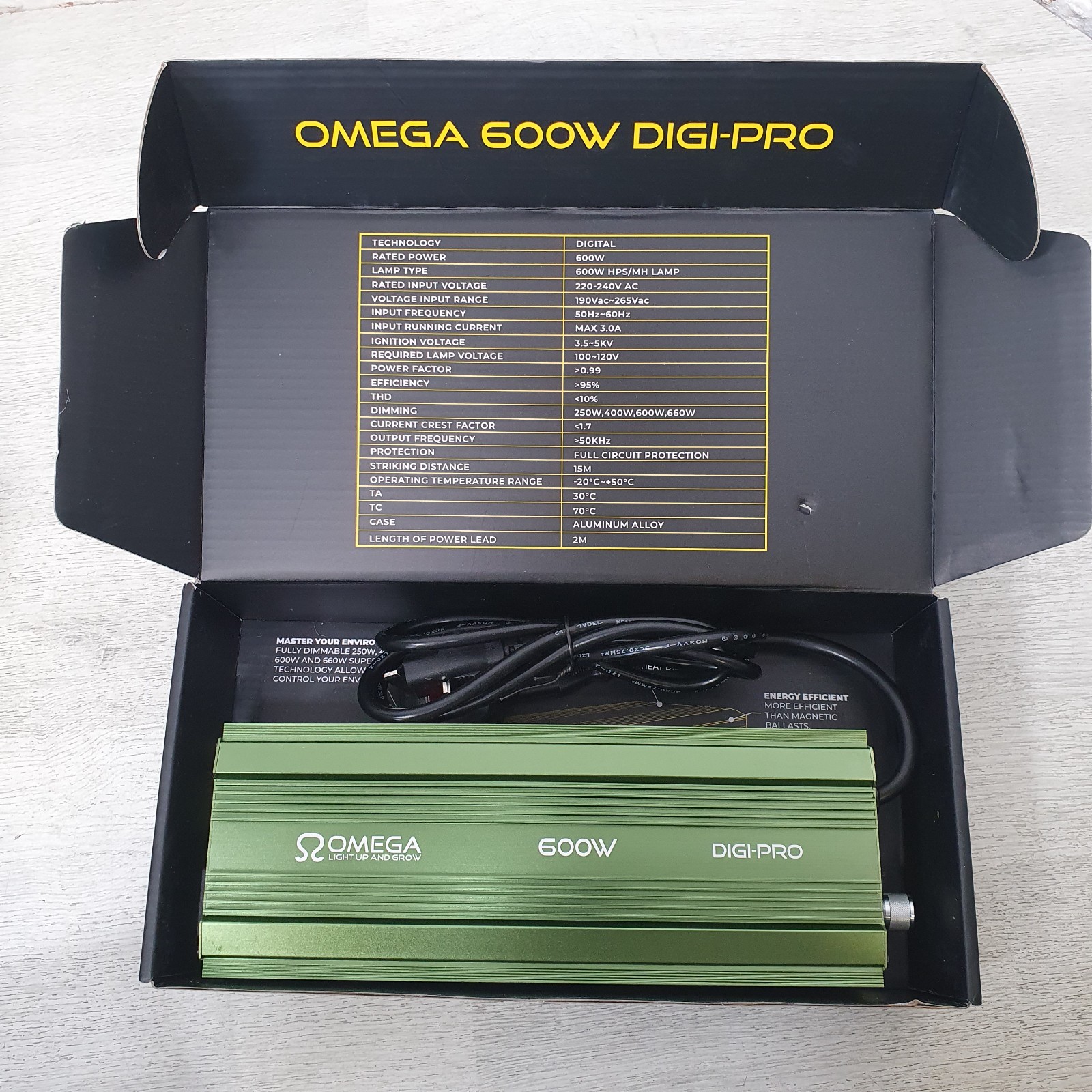 OMEGA Digi-Pro Dimmable Digital Ballast 600W Green