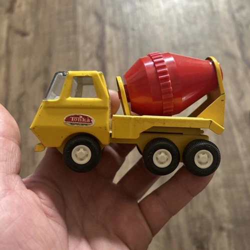 Vintage Tonka Mini Cement Truck Concrete Mixer Small Pressed Steel Yellow Red