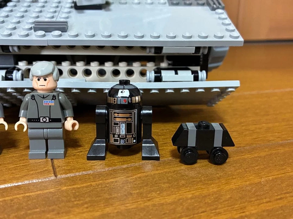 LEGO Star Wars Imperial Star Destroyer 6211 In 2006 Used Complete W/Manuals - Image 4 of 4