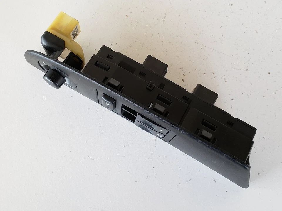 Interruptor de ventana maestra izquierda del lado del conductor Mitsubishi Raider 06 OEM Foto 3 de 4