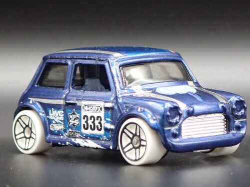1969-1976 Mini Cooper Mark III 1:64 Escala Coleccionable Diorama Modelo Fundido - Imagen 4 de 7