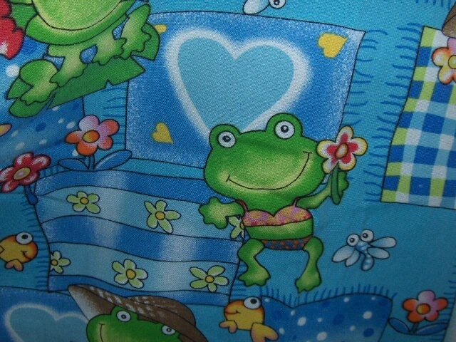 Scrub H.Q. frogs scrub top - X Small - Image 2 of 3