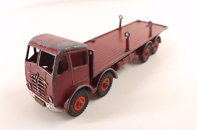 Dinky toys GB n° 905 FODEN flat truck camion plateau à