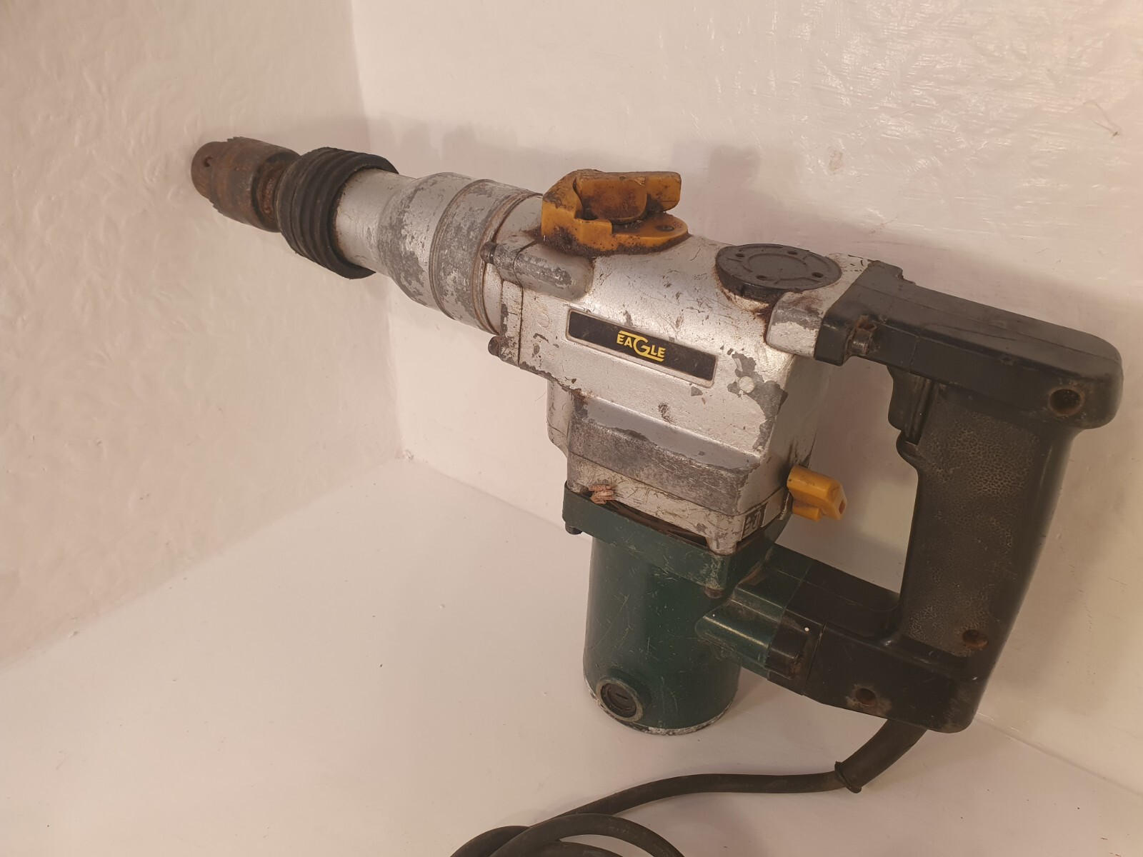 EAGLE Hammer Drill 240v 50Hz, MODEL Z1C3L26, & Art No HDC800 LE60