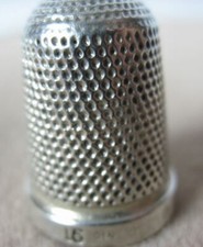 Pretty 1897 Antique Silver Thimble